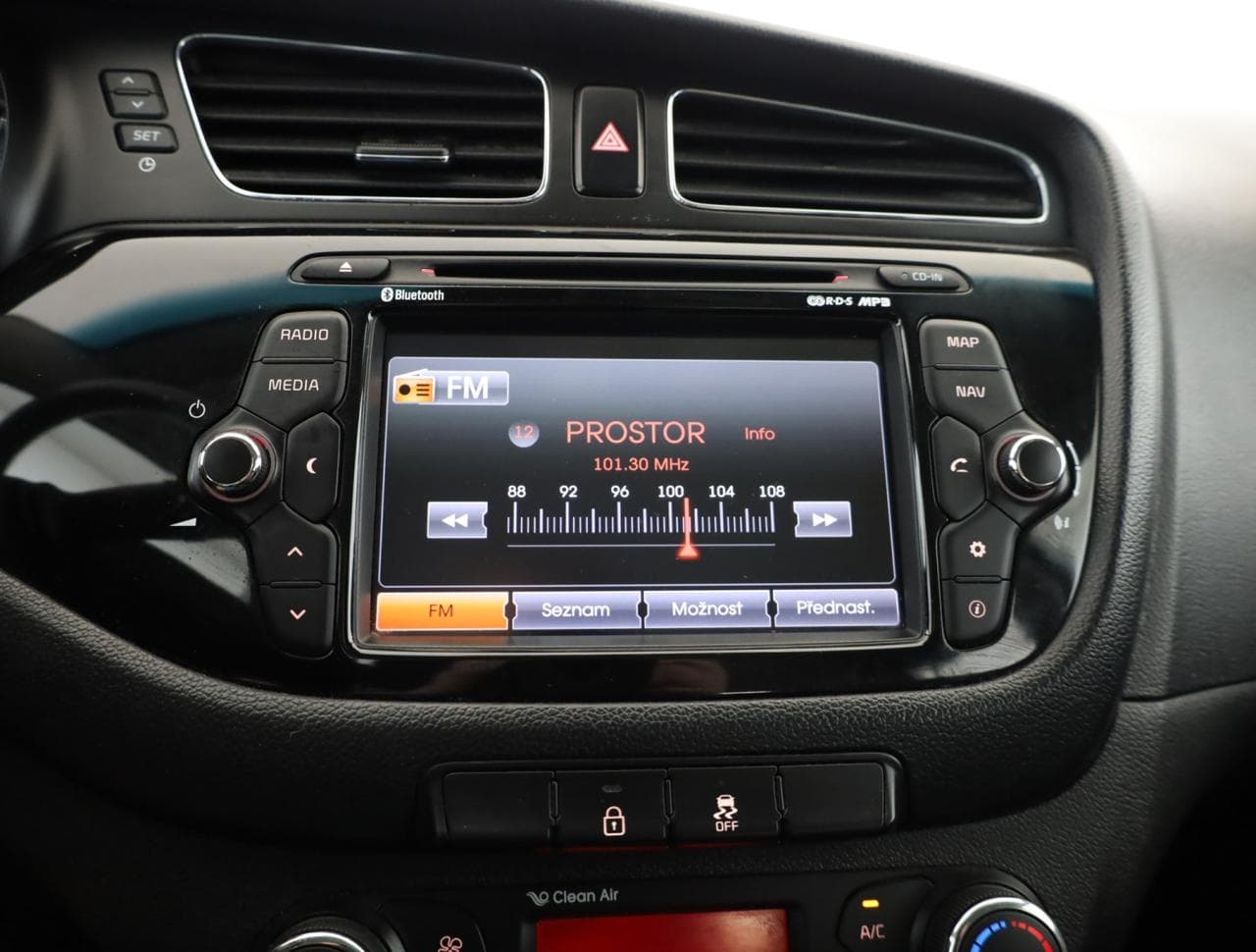 2014 Kia CEE'D - 17
