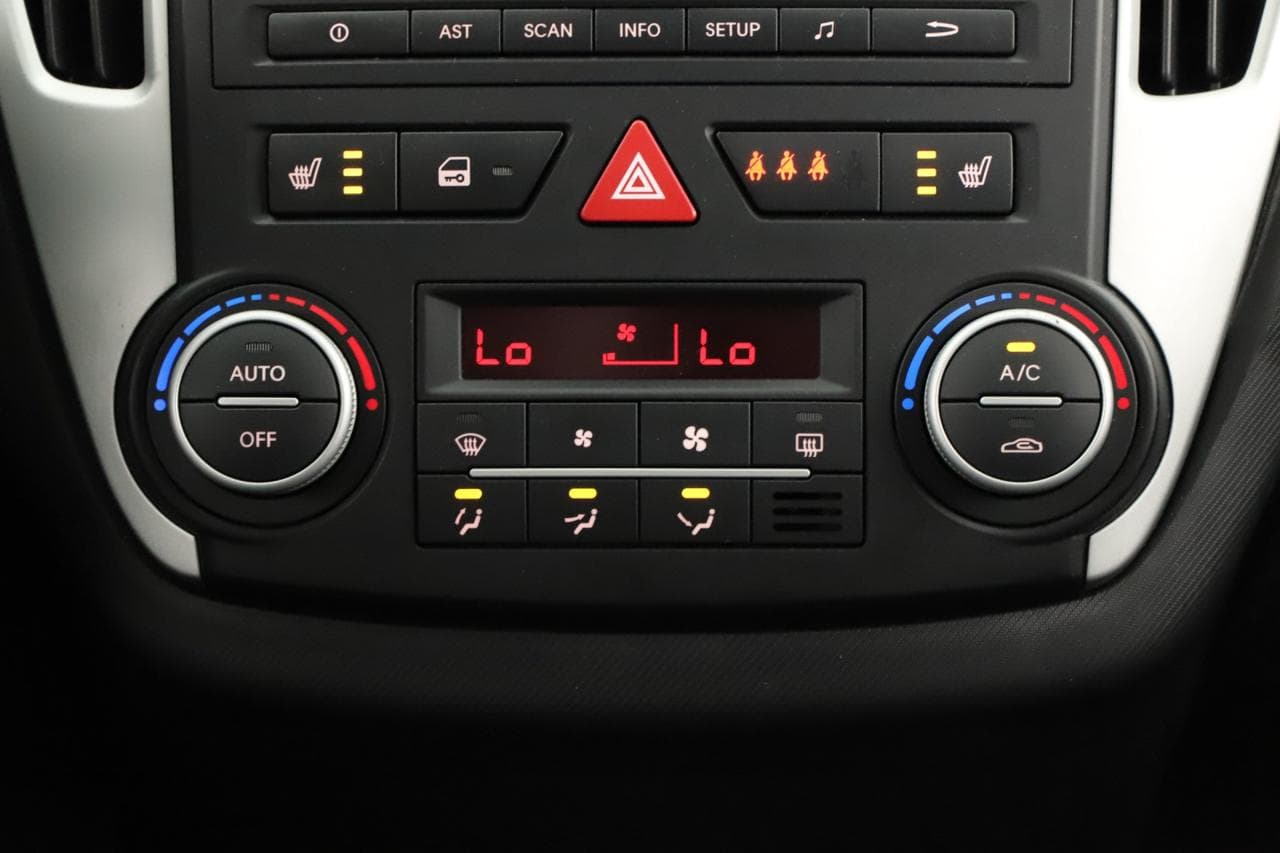 2011 Kia CEE'D - 17