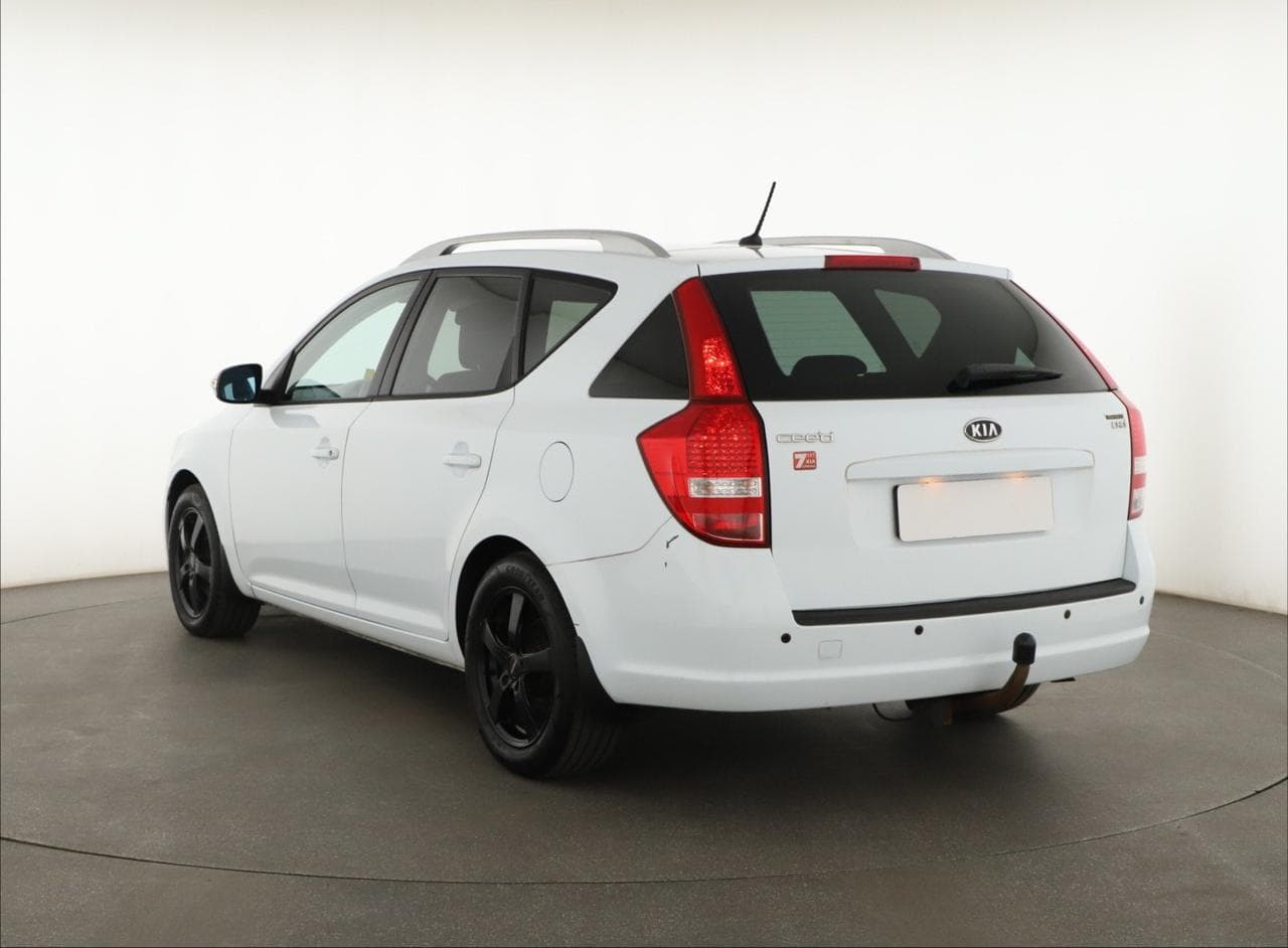 2011 Kia CEE'D - 5