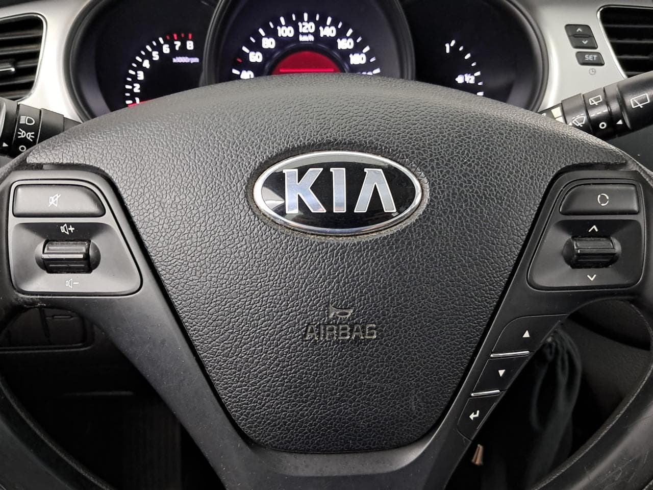2013 Kia CEE'D - 20