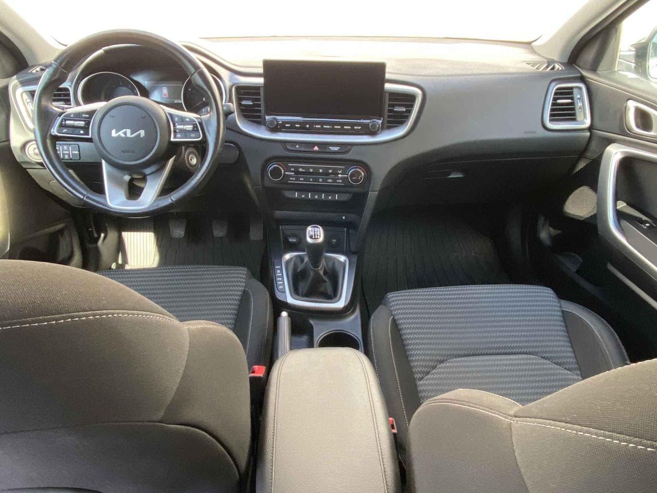 2023 Kia CEE'D - 8