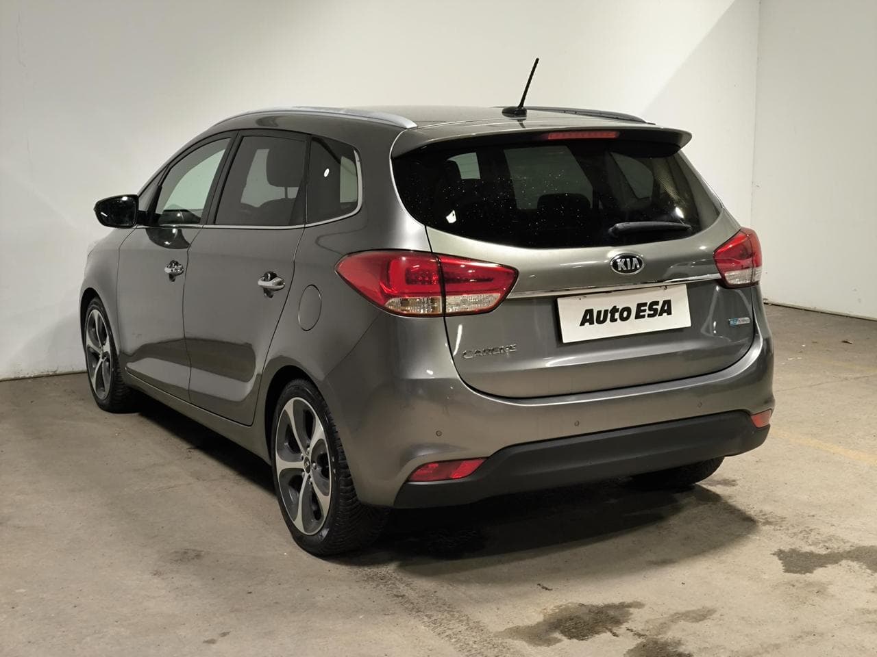 2015 Kia CARENS - 4