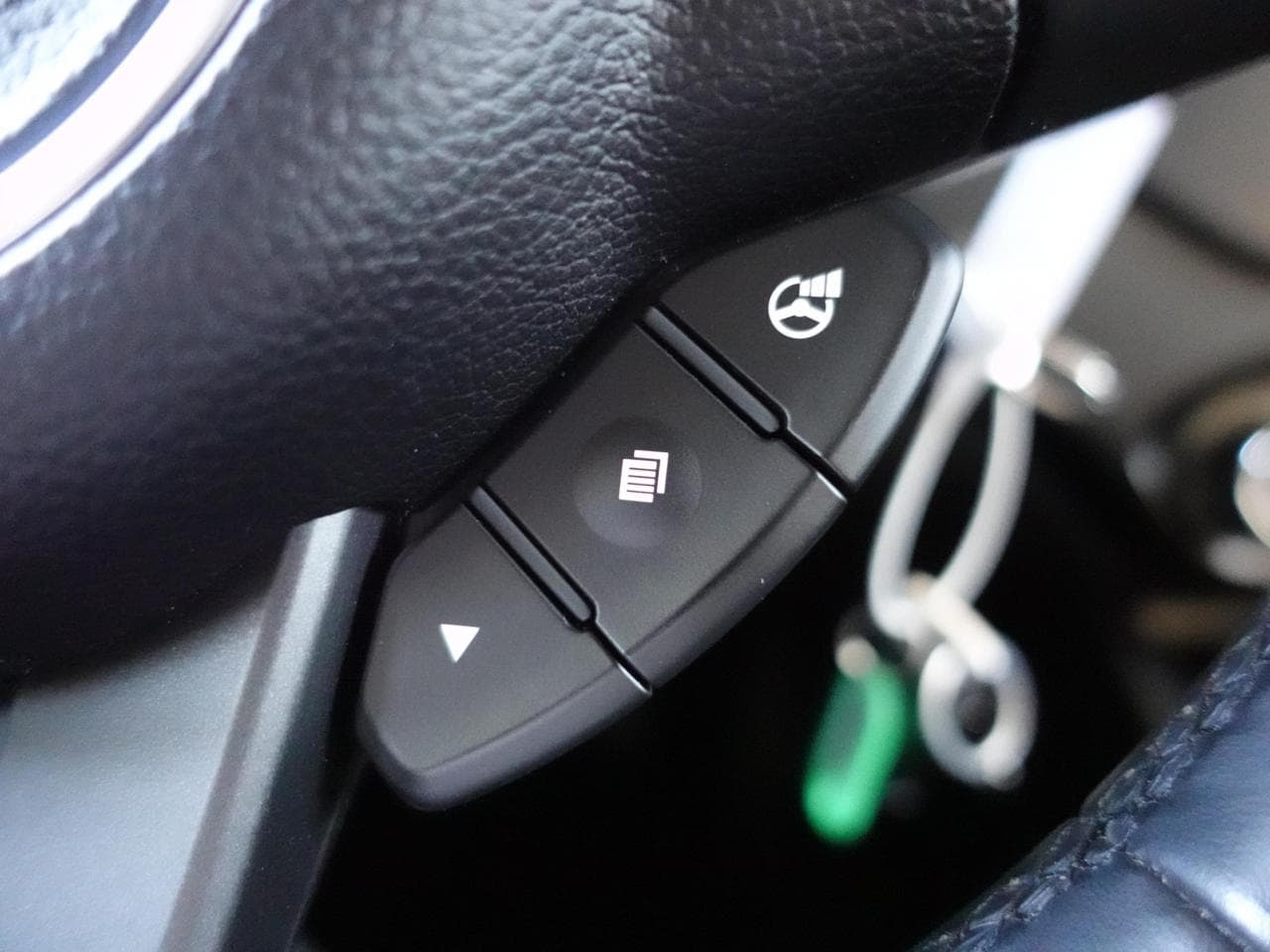 2014 Kia Carens - 18