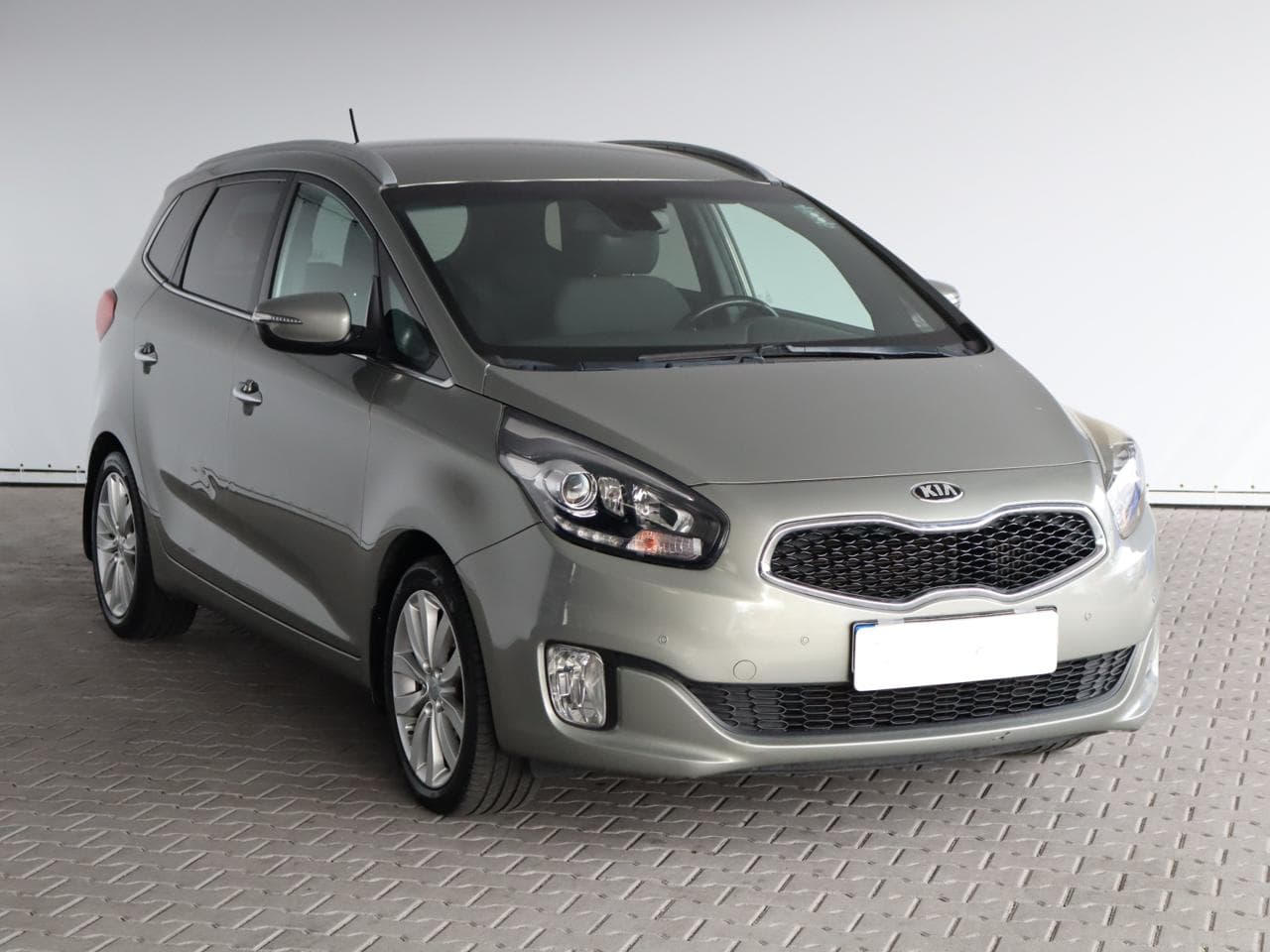 2016 Kia CARENS