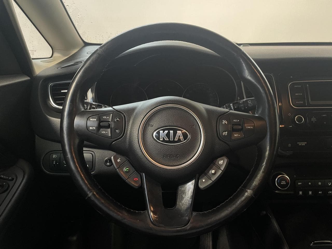 2016 Kia CARENS - 12