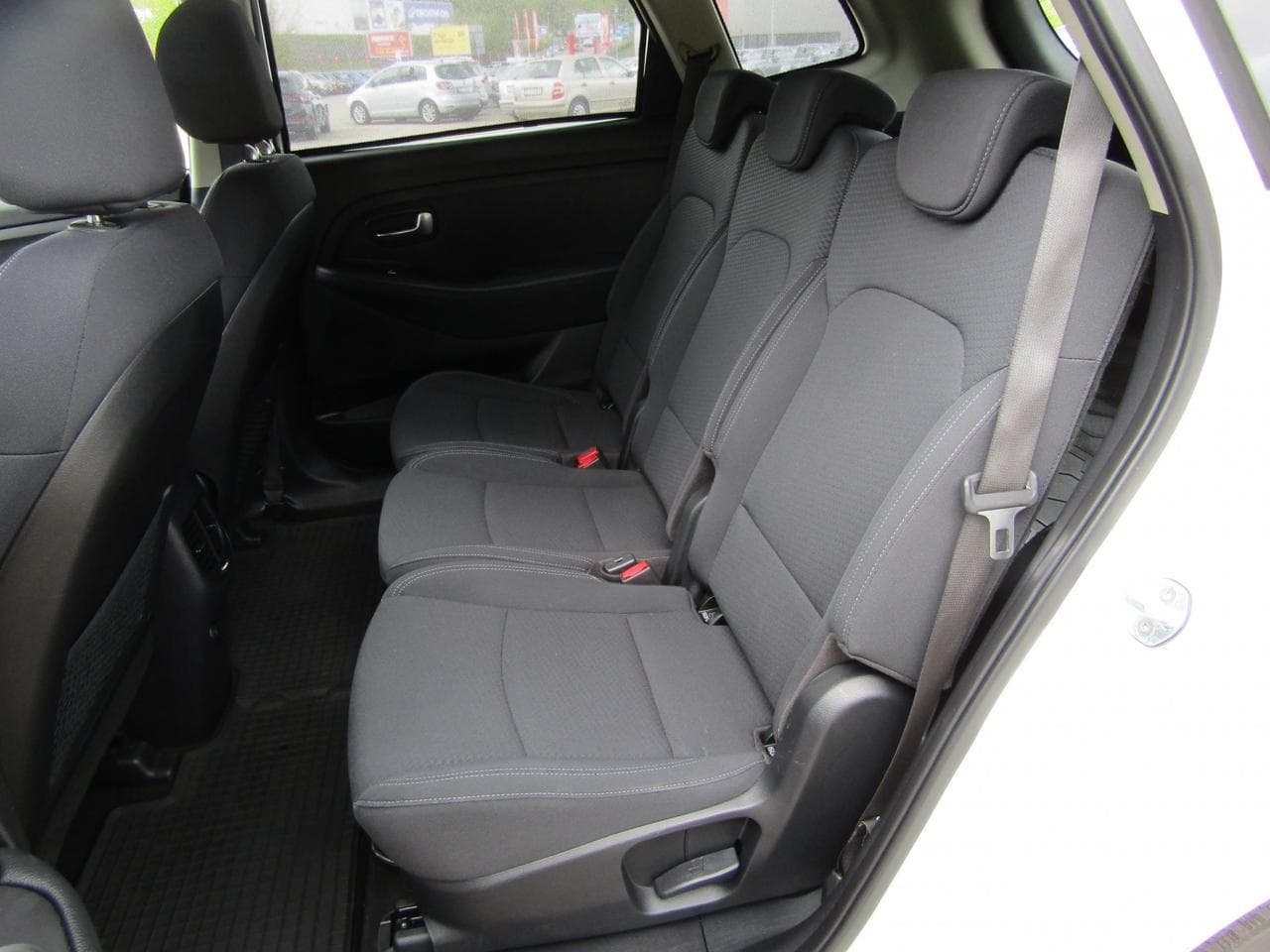 2017 Kia CARENS - 10