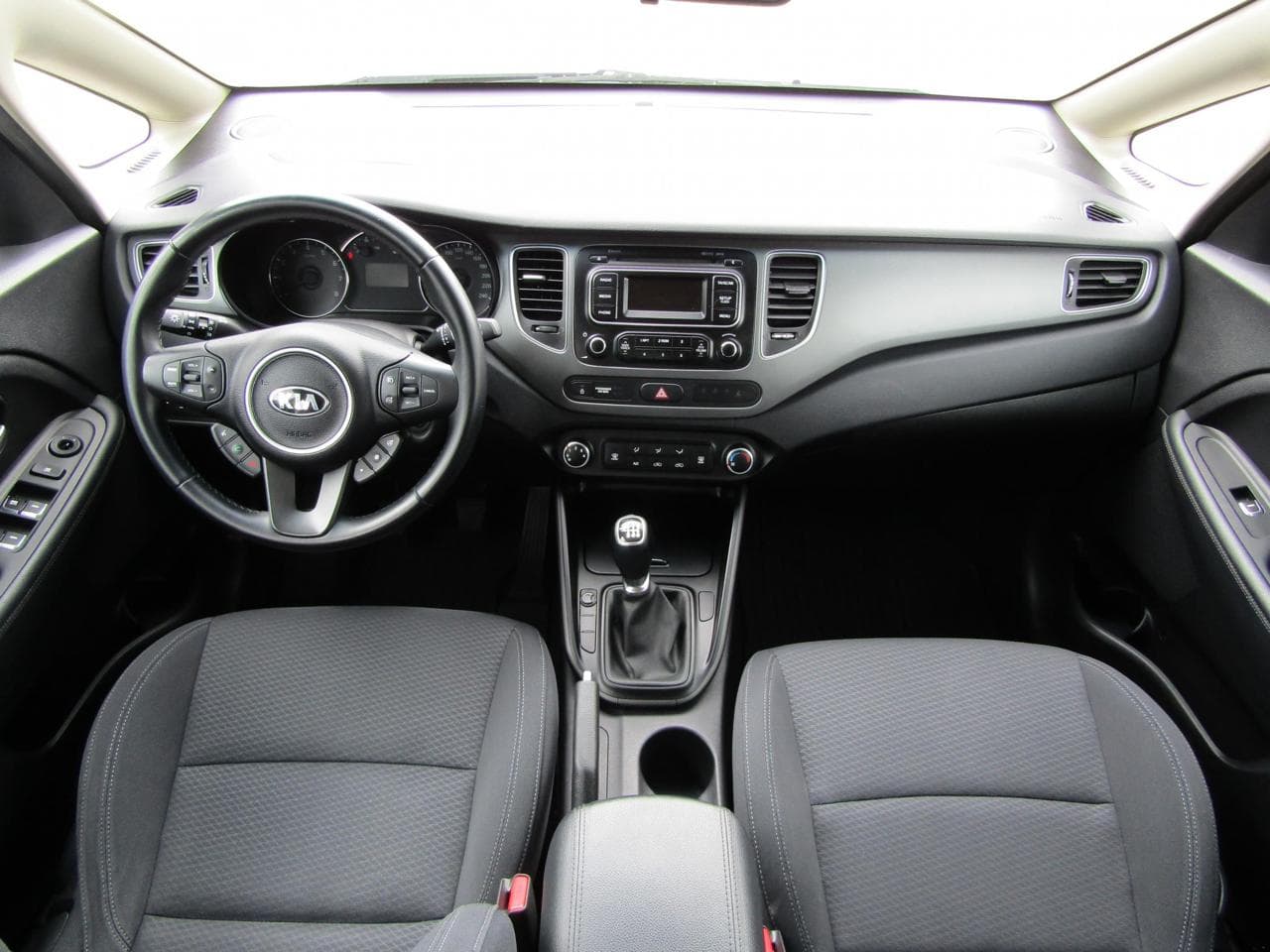 2017 Kia CARENS - 8