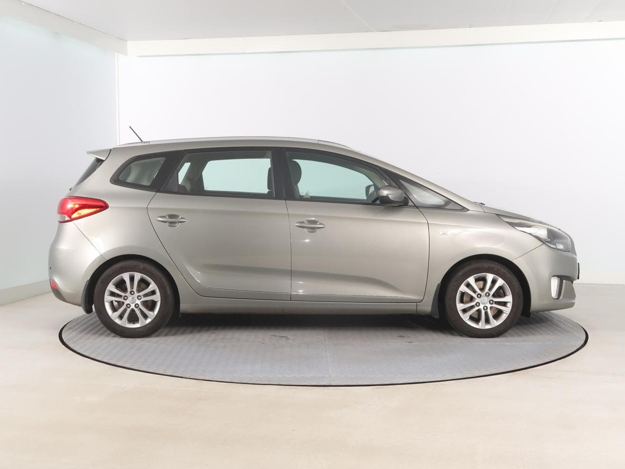 2013 Kia CARENS - 7
