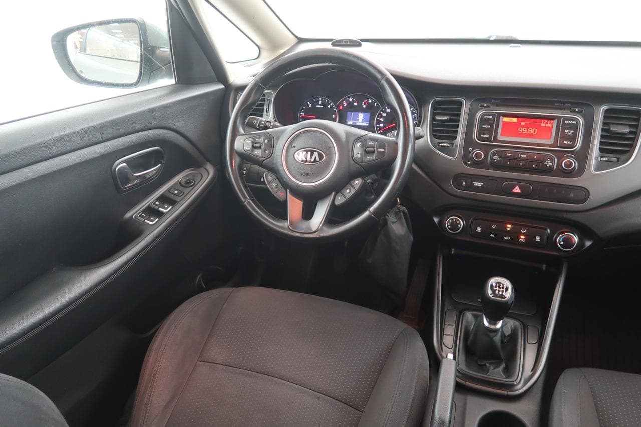 2013 Kia CARENS - 8