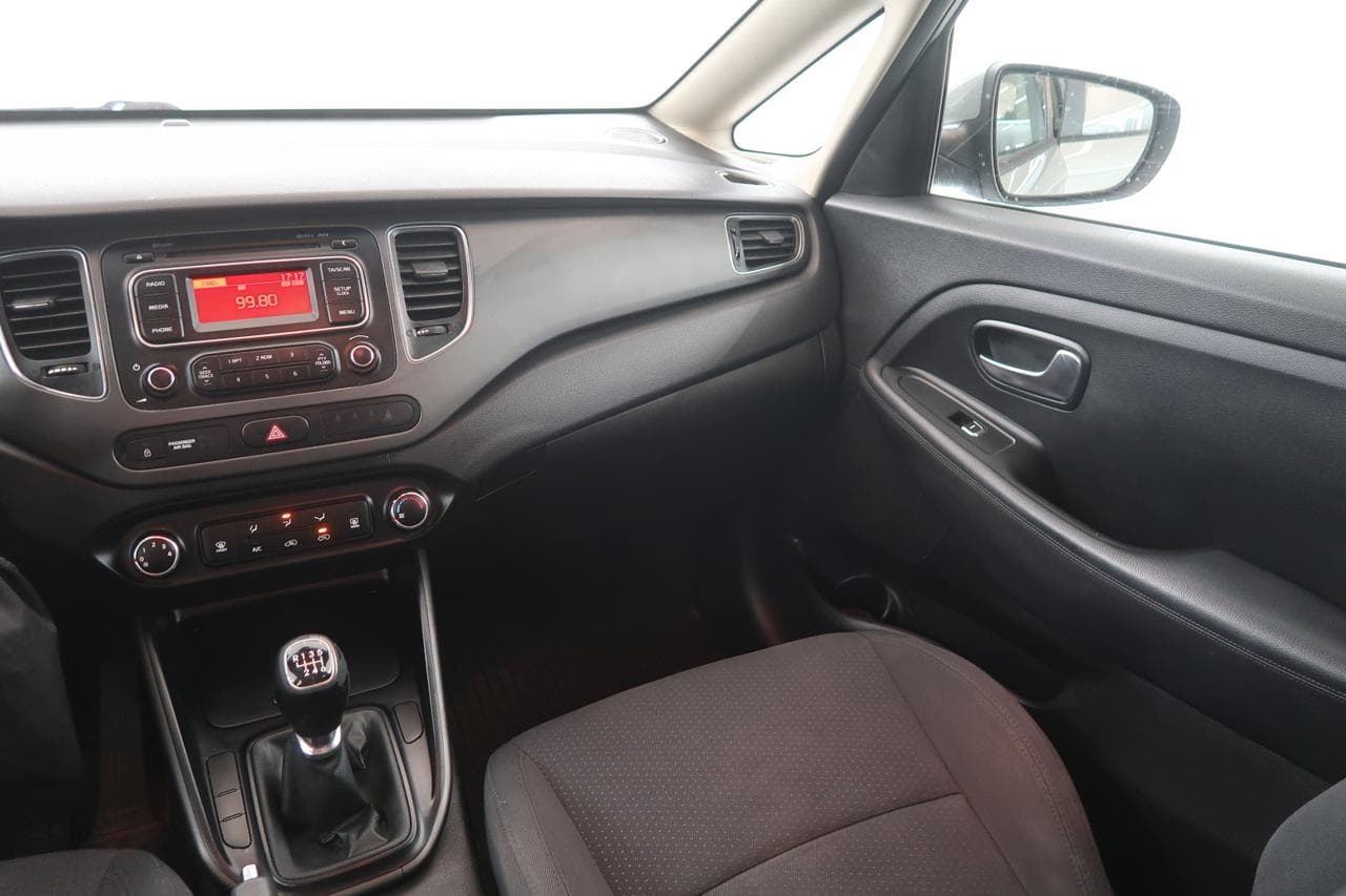 2013 Kia CARENS - 10