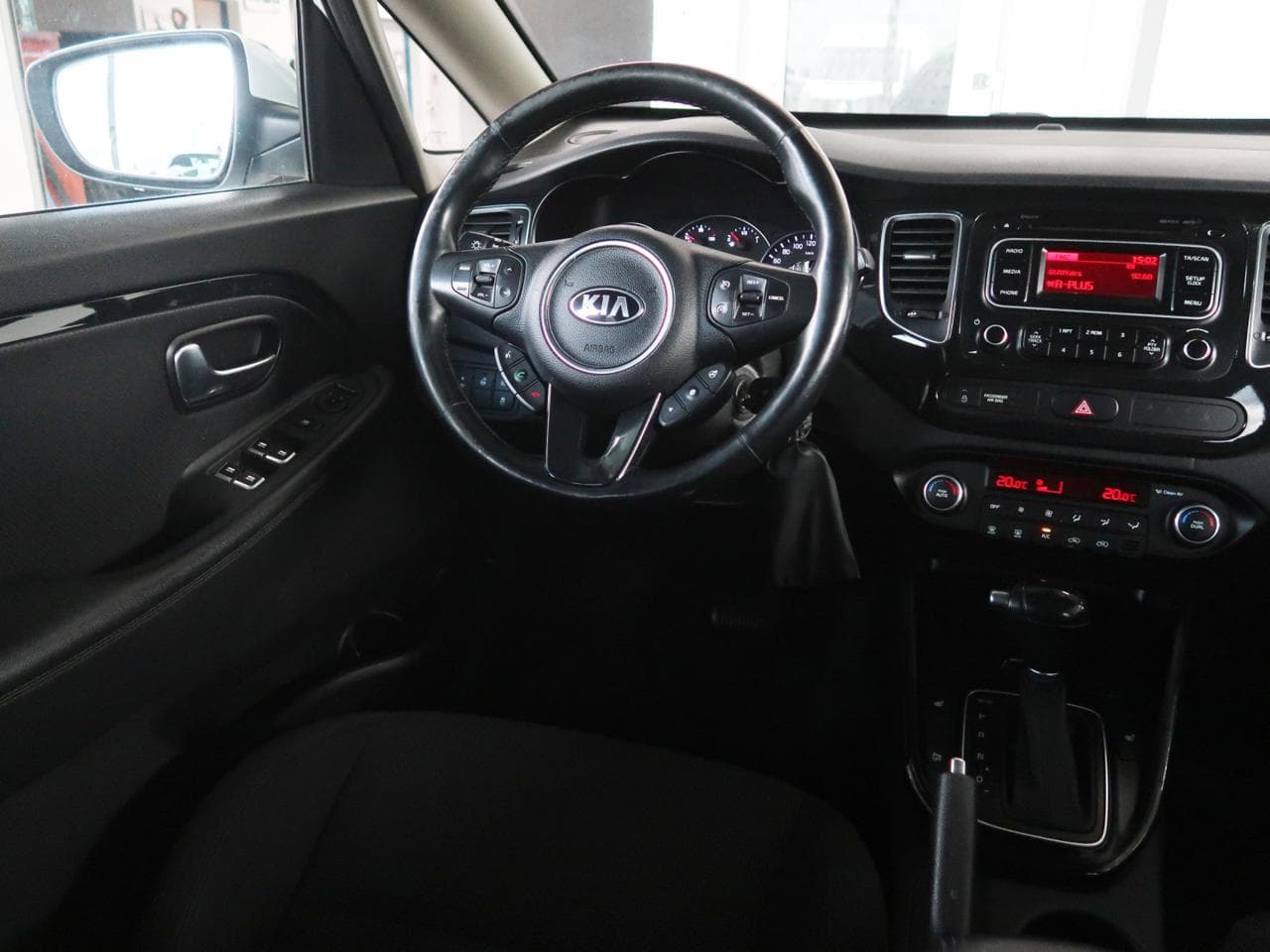 2015 Kia CARENS - 9