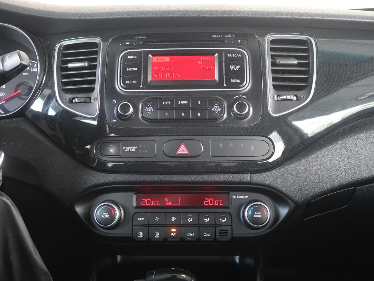 2015 Kia CARENS - 18