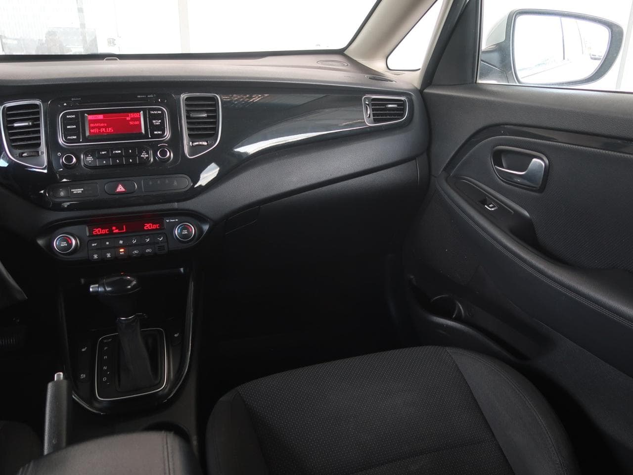 2015 Kia CARENS - 11