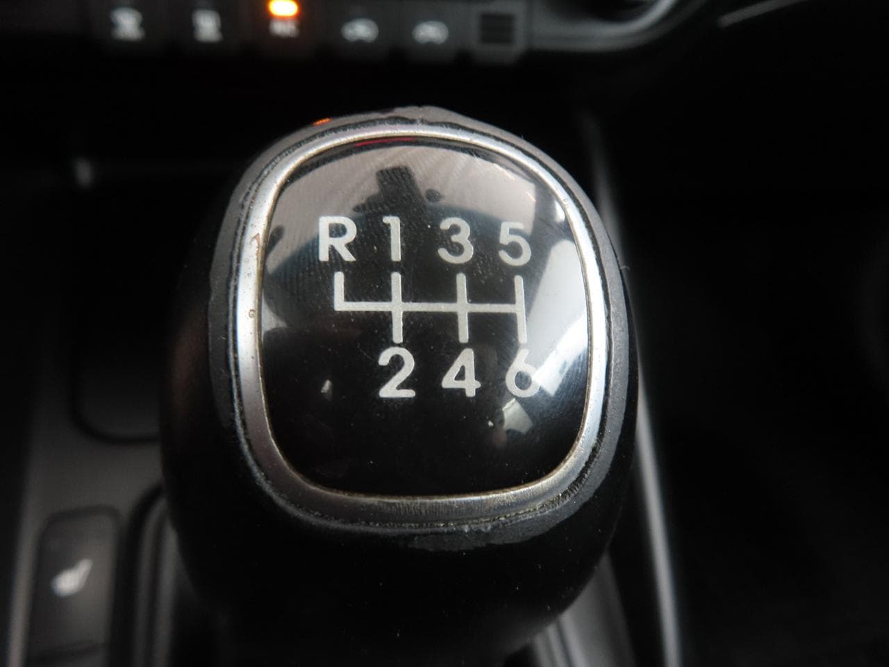 2014 Kia CARENS - 19