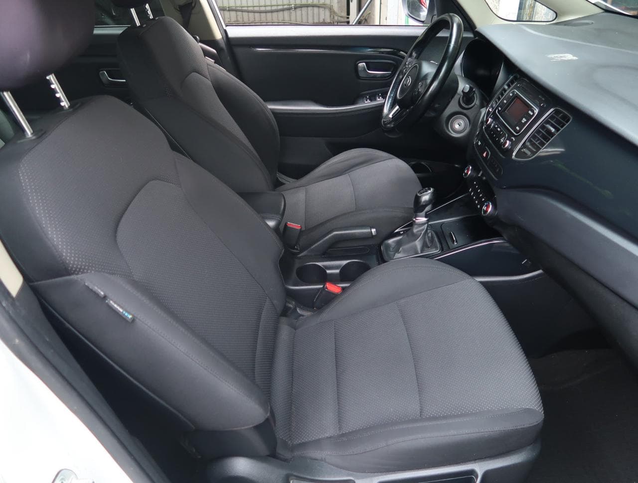 2015 Kia CARENS - 14