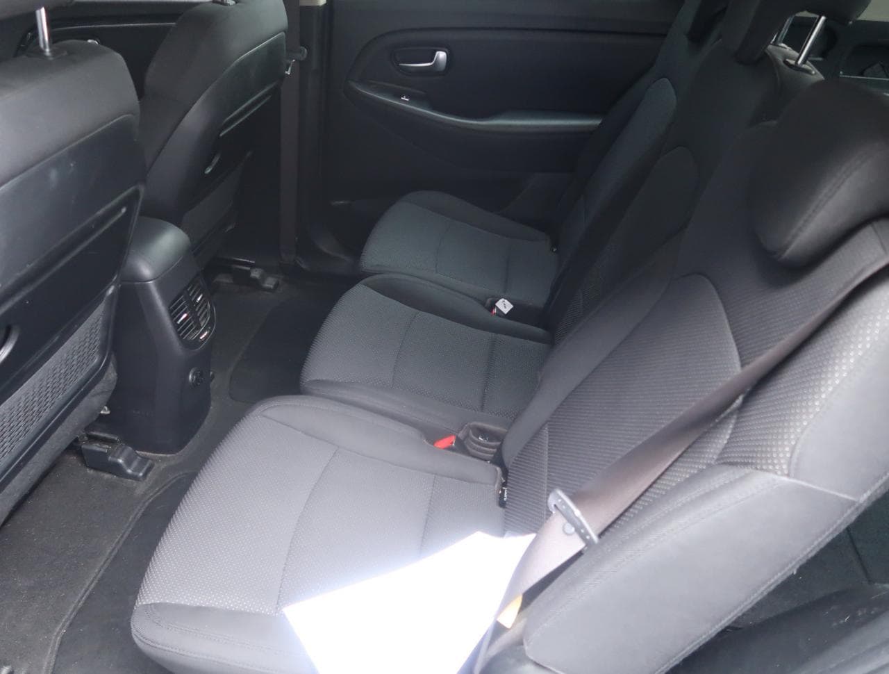 2015 Kia CARENS - 20