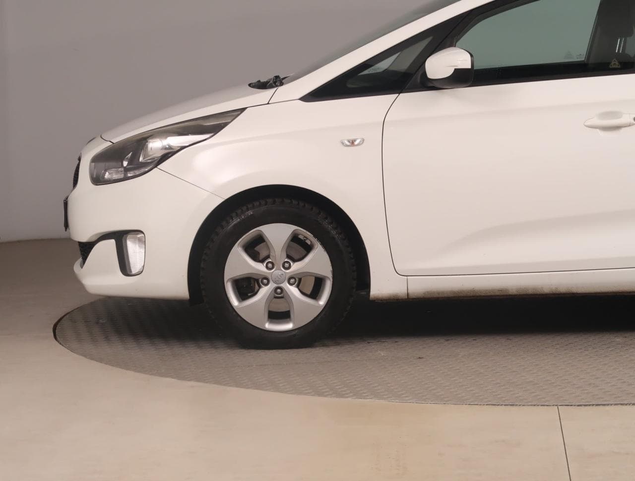 2015 Kia CARENS - 27