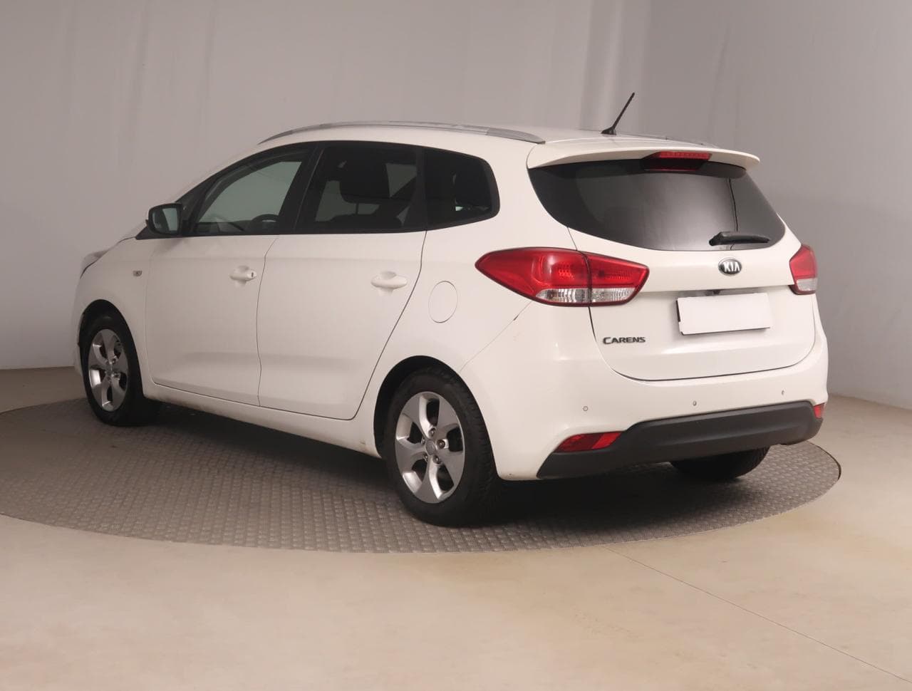 2015 Kia CARENS - 5