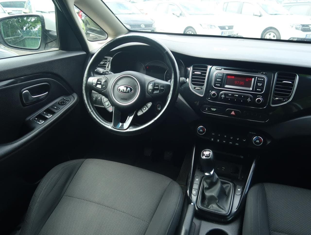 2015 Kia CARENS - 9