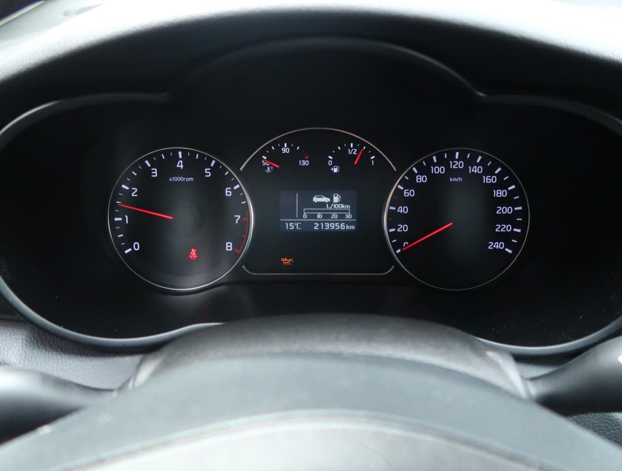 2015 Kia CARENS - 23