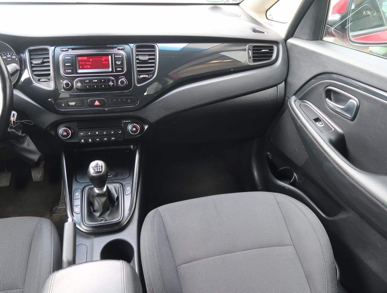 2014 Kia CARENS - 11