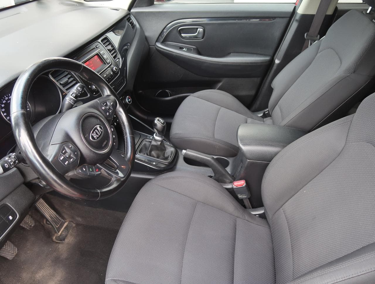 2014 Kia CARENS - 16