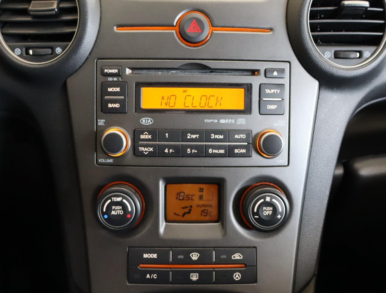 2007 Kia CARENS - 18