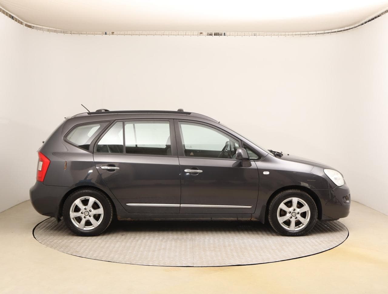 2007 Kia CARENS - 8