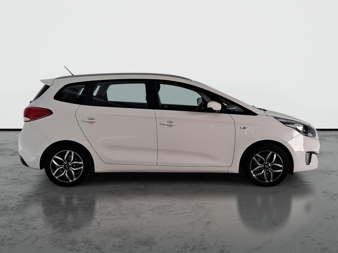 2016 Kia CARENS - 8