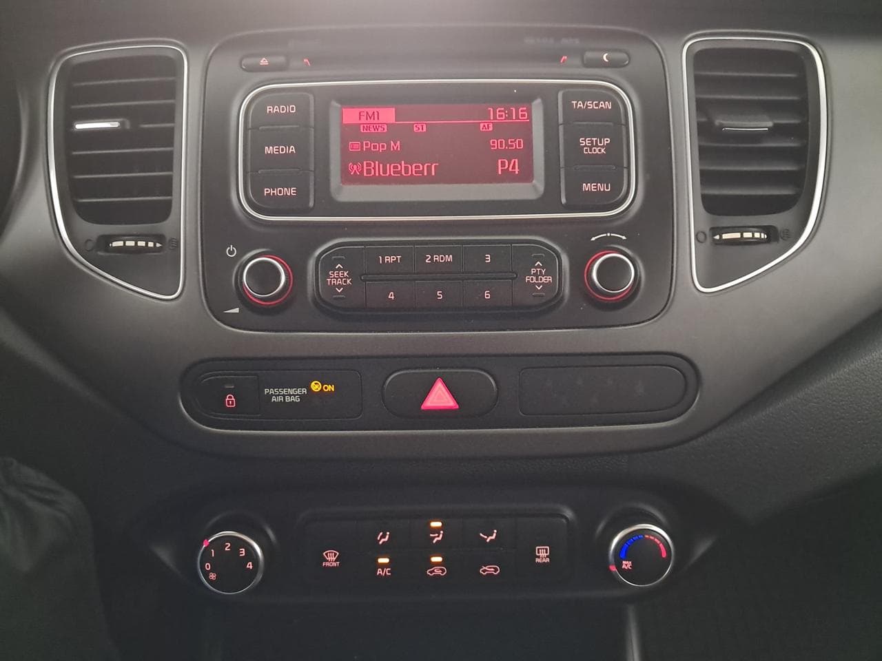 2016 Kia CARENS - 18
