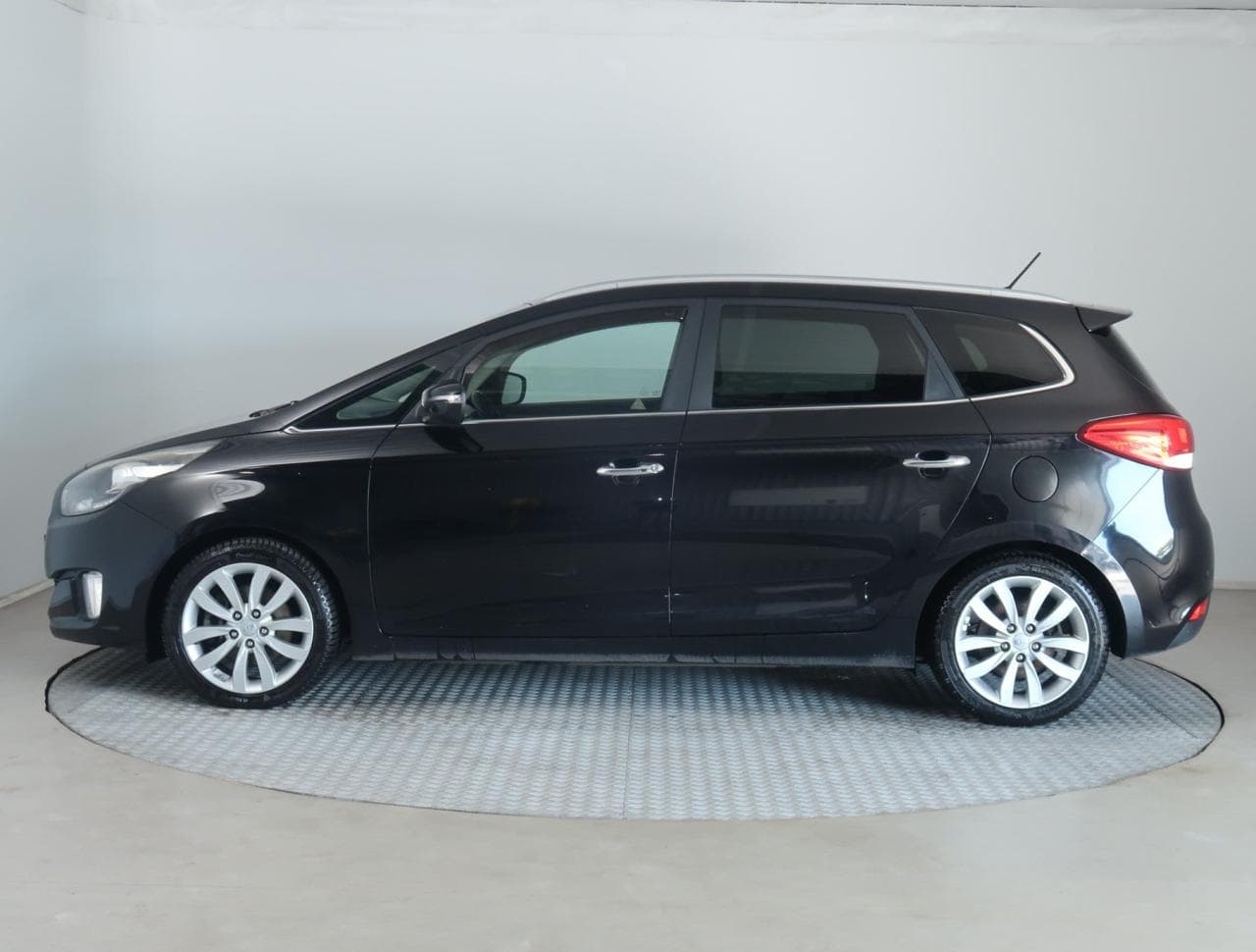 2016 Kia CARENS - 4