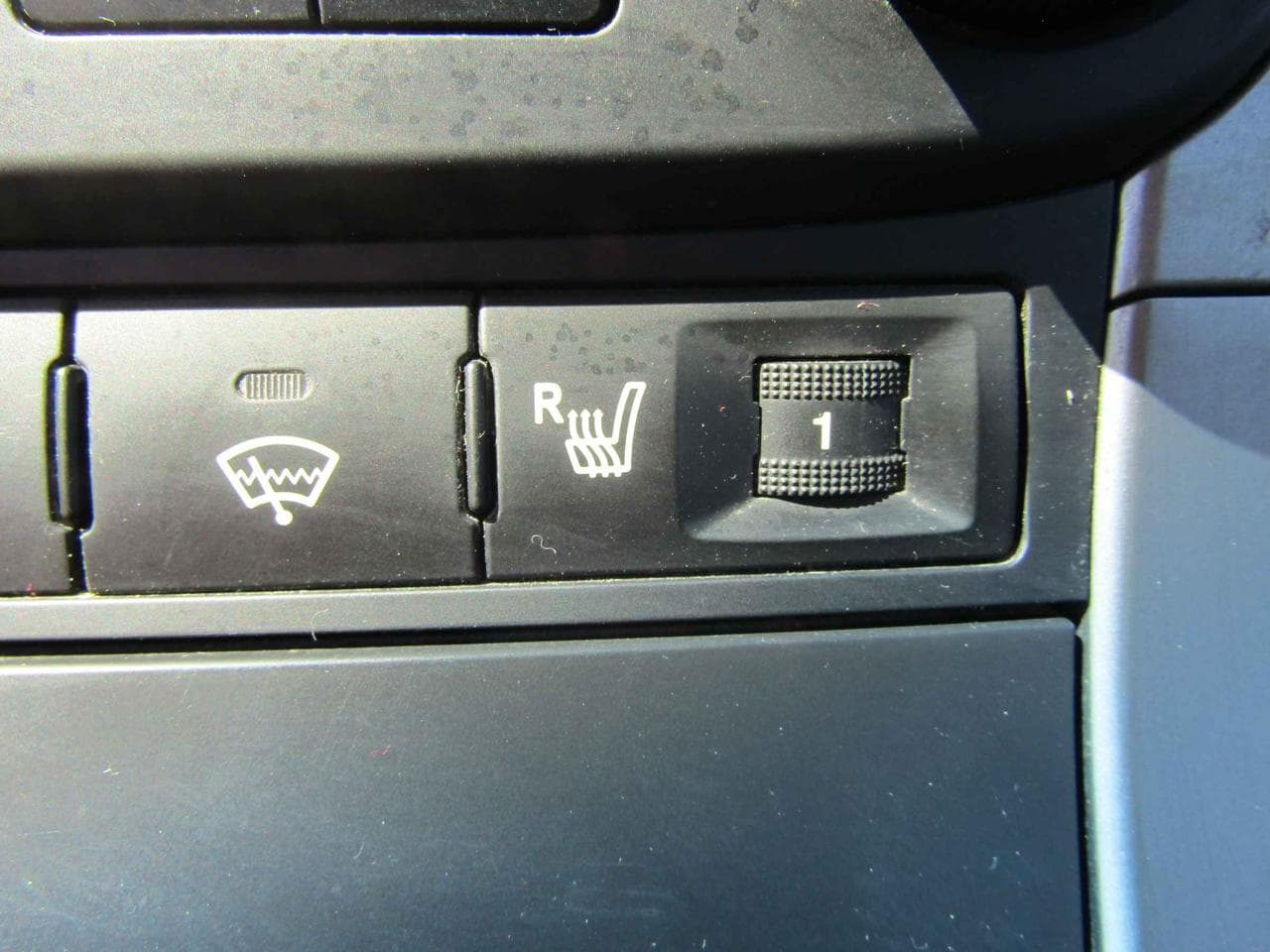 2008 Kia CARNIVAL - 26