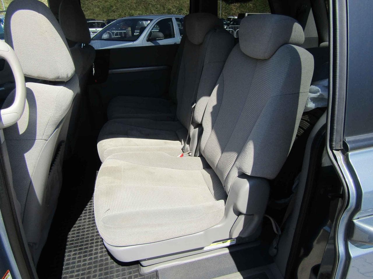 2008 Kia CARNIVAL - 15