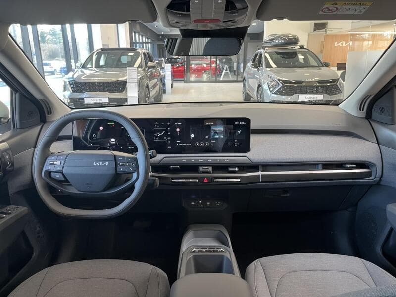 2025 Kia EV3 - 10