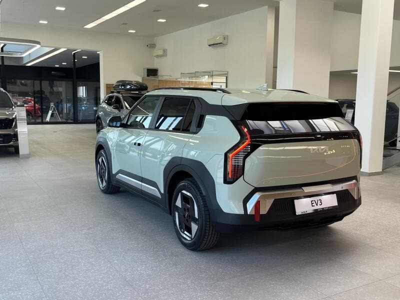 2025 Kia EV3 - 7
