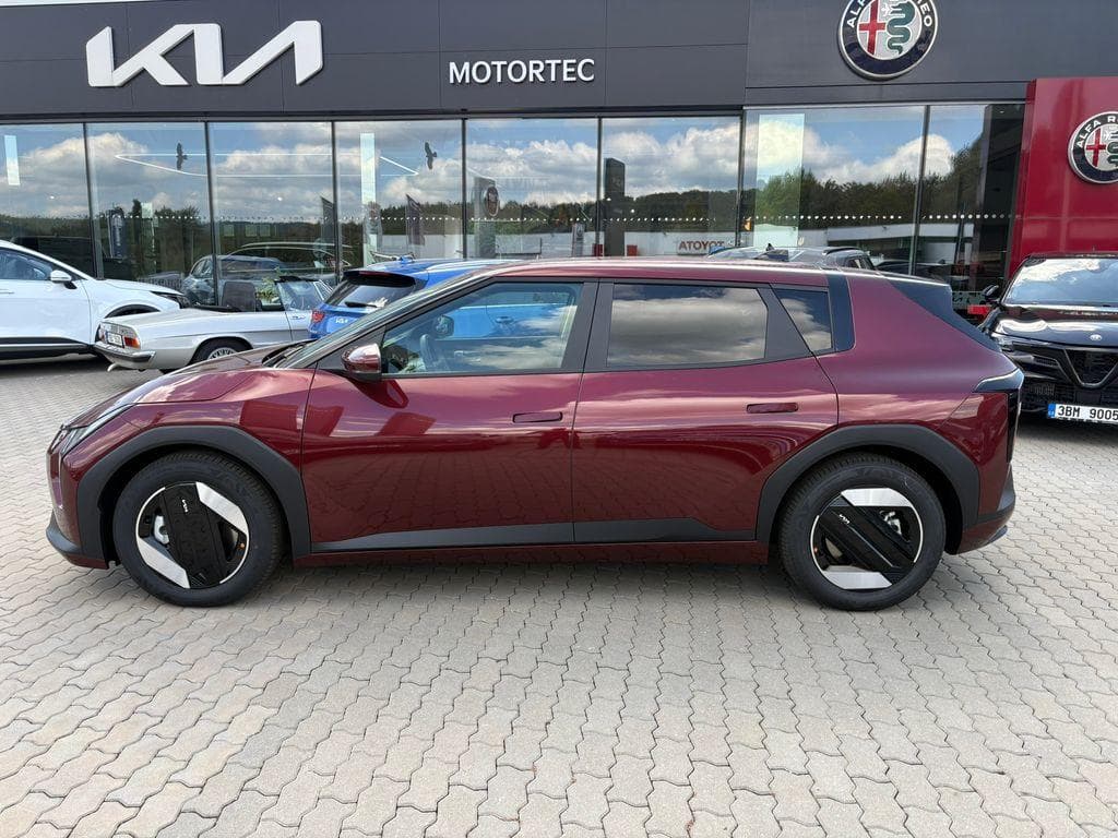 2025 Kia Ev4 - 4