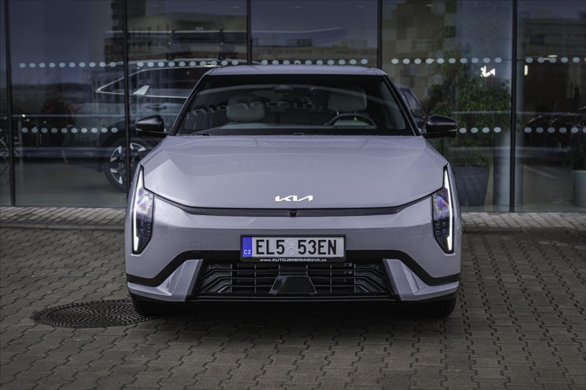 2025 Kia Ev4 - 3