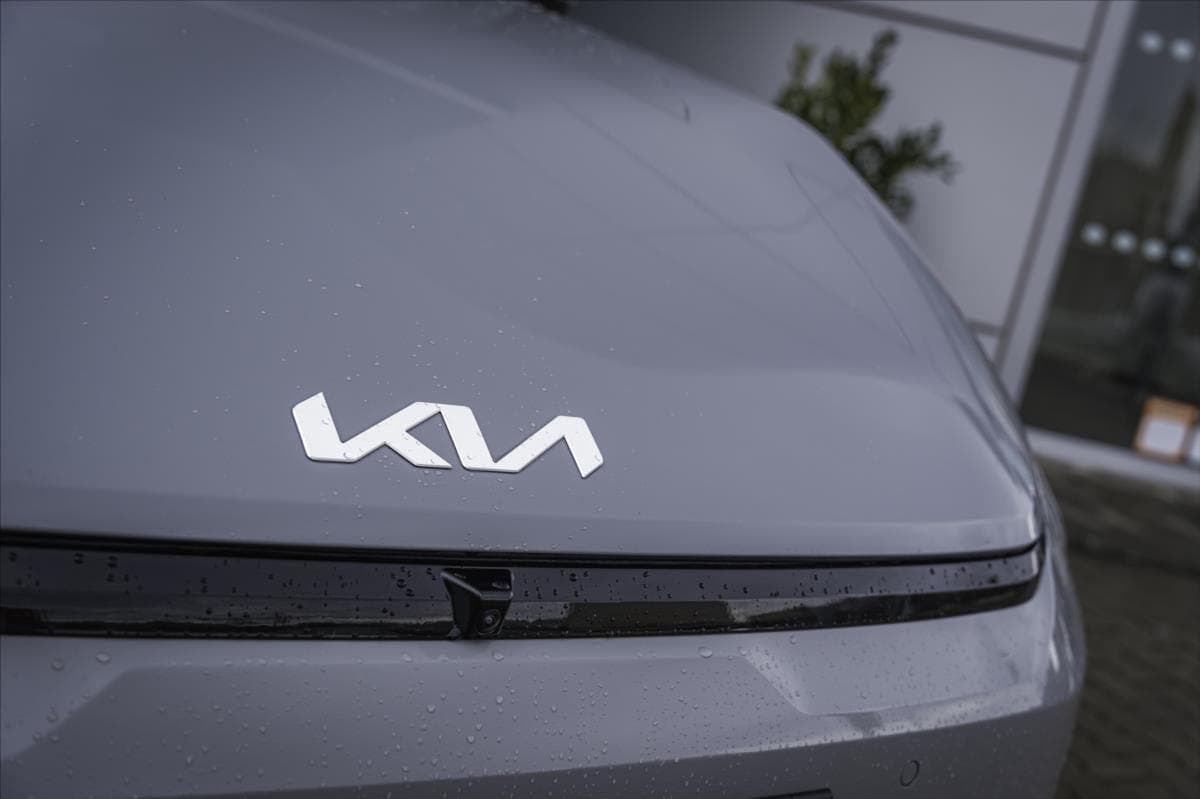 2025 Kia Ev4 - 11