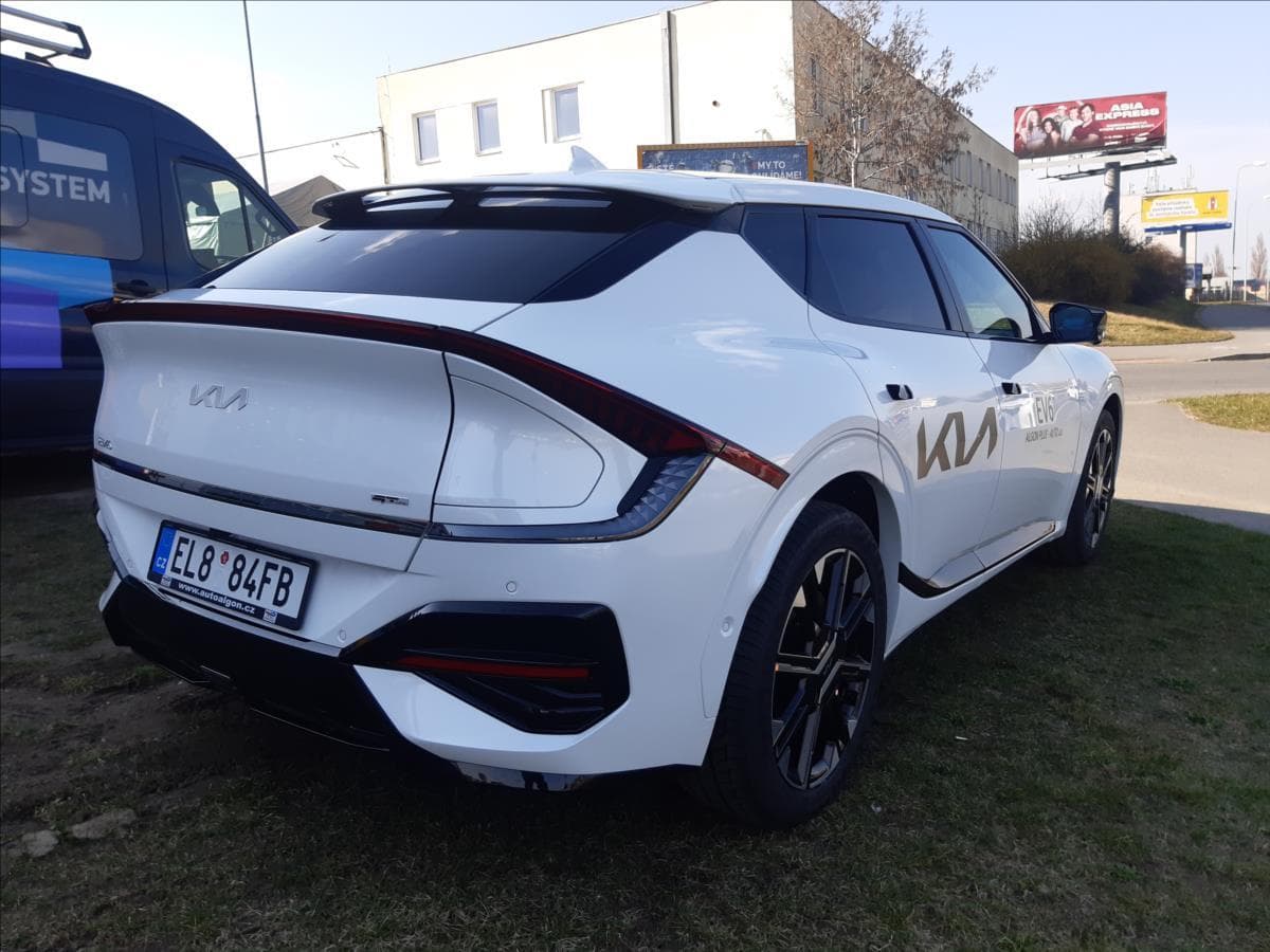 2025 Kia EV6 - 4