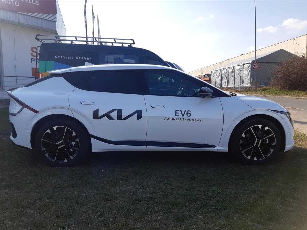 2025 Kia EV6 - 5