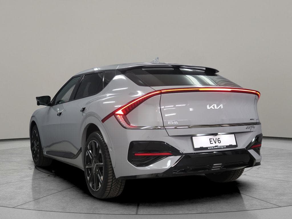 2026 Kia EV6 - 6