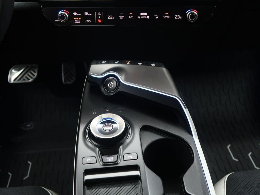 2026 Kia EV6 - 14