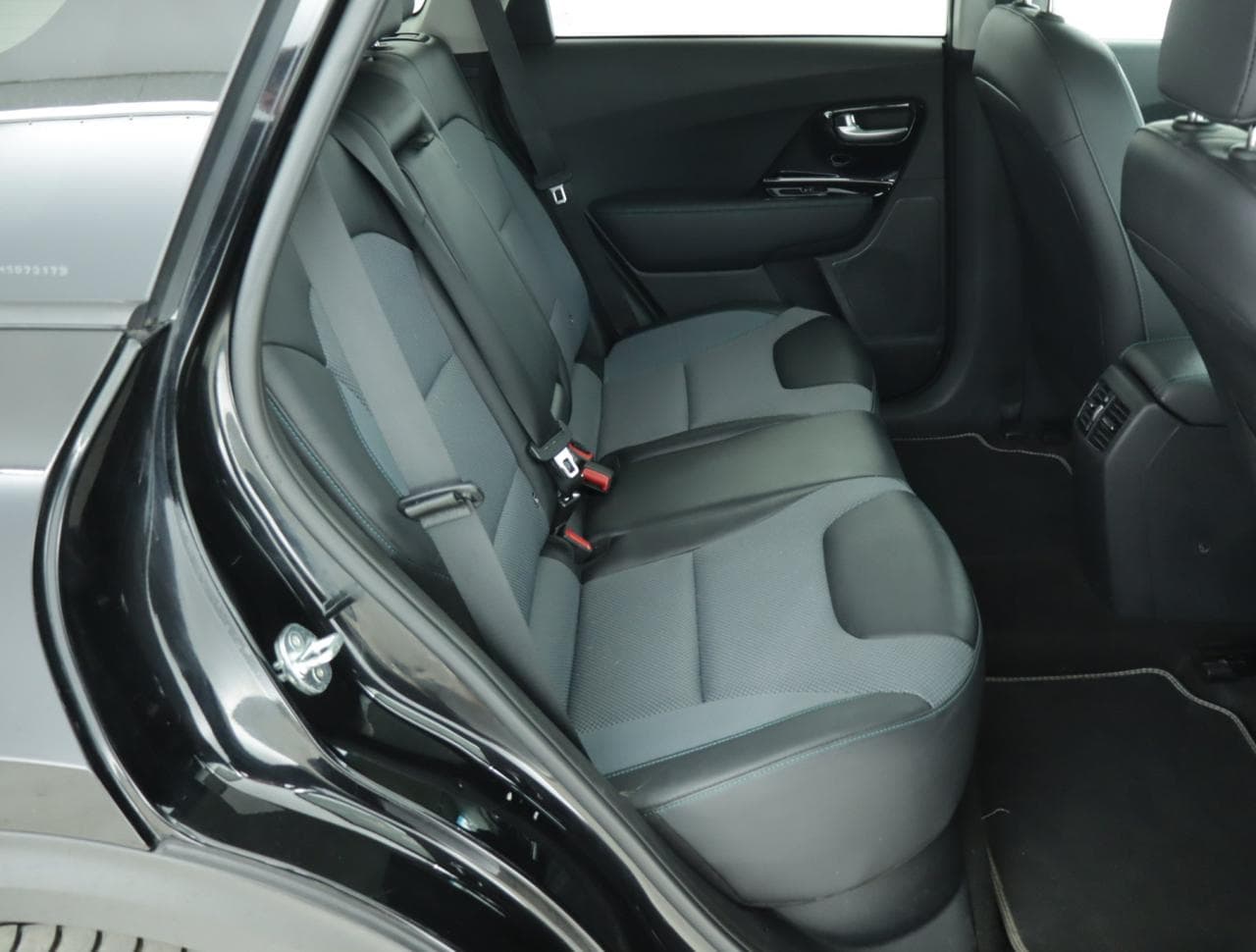 2021 Kia NIRO - 30