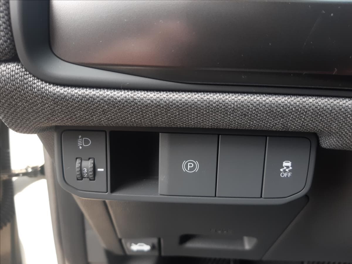 2025 Kia EV3 - 16
