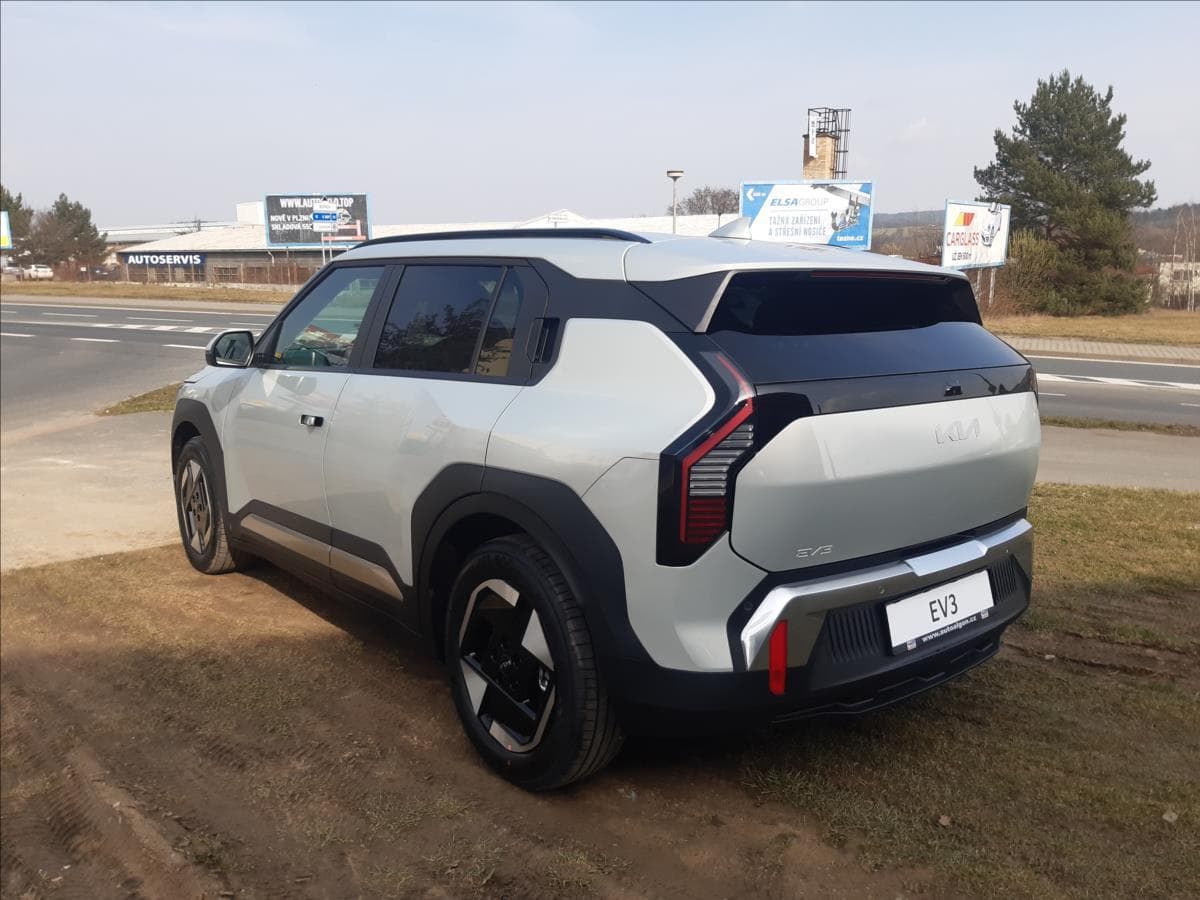 2025 Kia EV3 - 3