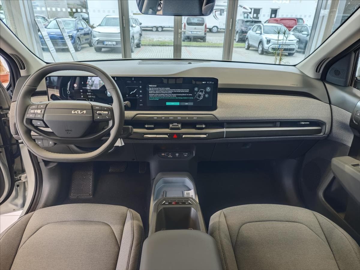 2025 Kia EV3 - 15