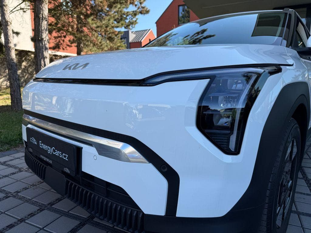 2025 Kia EV3 - 5