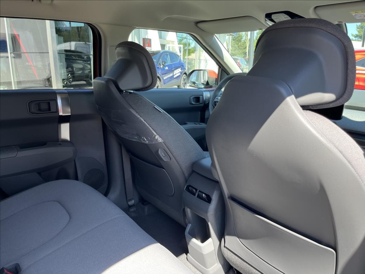 2026 Kia EV3 - 23