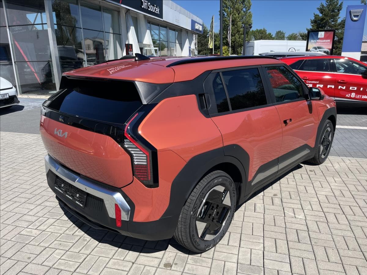 2026 Kia EV3 - 5