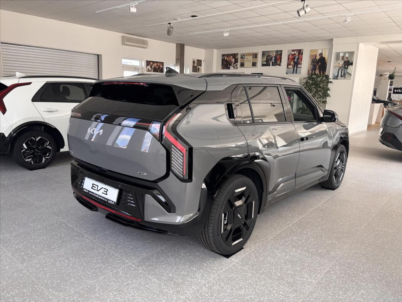 2025 Kia EV3 - 3